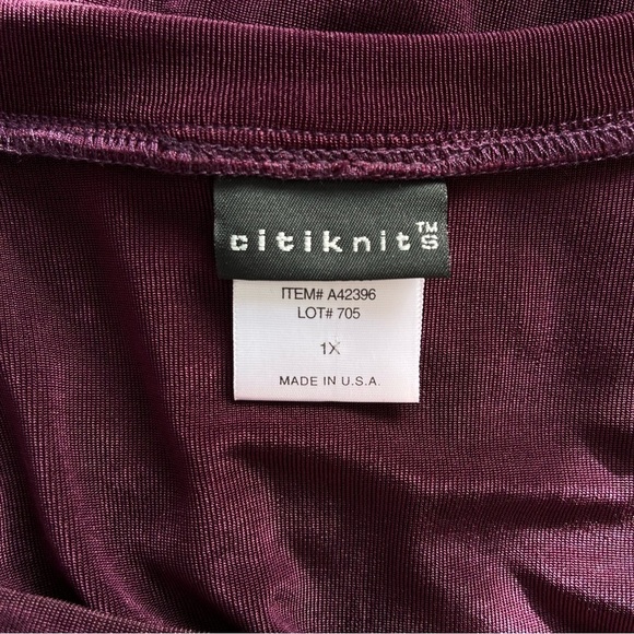 Citiknits Womens Square Neck Top Size 1X Slinky Long Sleeve Wine Color - Picture 10 of 10